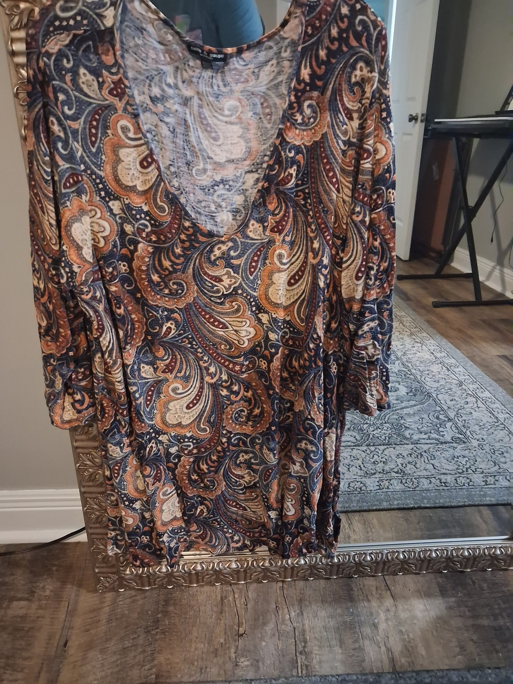Cable & Gauge Paisley V-Neck Tunic in Navy, Brown & Cream